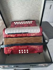 Accordéon état neuf acheté début 1968 etat neuve
