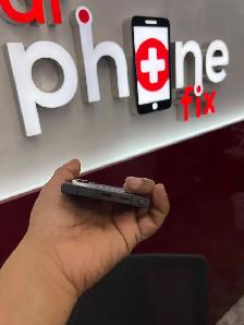 unlocked Galaxy S24 Ultra–256GB– Pre Owned with 1 Year Warranty - Photo 4