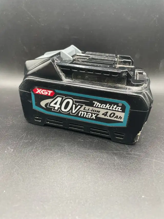 MAKITA 40V XGT 4.0AH BATTERY