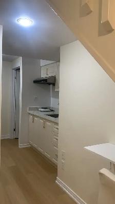 Basement private rooms for rent - Photo 2
