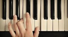 Lakeshore/Etobicoke/Queensway piano lessons, free trial lesson! - Photo 5