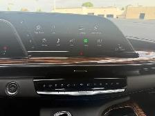 2024 Cadillac Escalade 4WD Premium Luxury - Photo 15