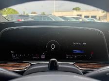 2024 Cadillac Escalade 4WD Premium Luxury - Photo 17