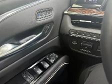 2024 Cadillac Escalade 4WD Premium Luxury - Photo 19