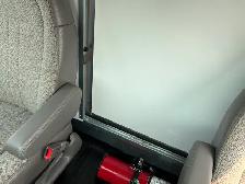 2024 CHEVROLET EXPRESS 3500 12’ CUBE VAN RAMP LOADED CAN LEASE! - Photo 10