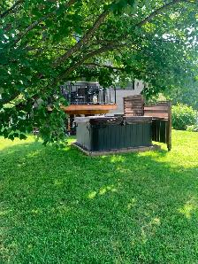 Maison à louer – 3 chambres, 2 salles de bain, cour privée, spa - Photo 16