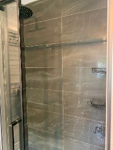 Maison à louer – 3 chambres, 2 salles de bain, cour privée, spa - Photo 18