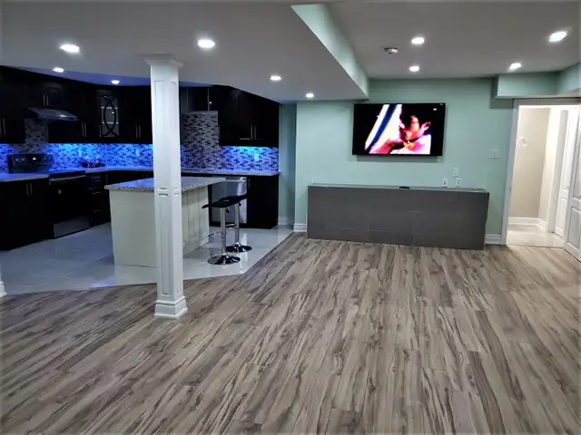 2 Large LEGAL Luxurious 2 BEDROOM basement for rent