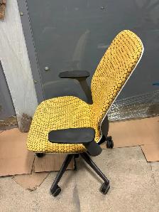 Steelcase Sliq Chair-Call Us Now! - Photo 5