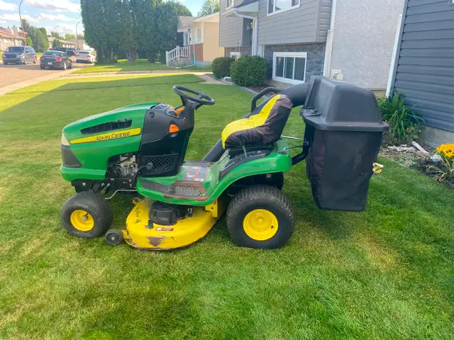 Garden tractor for sale