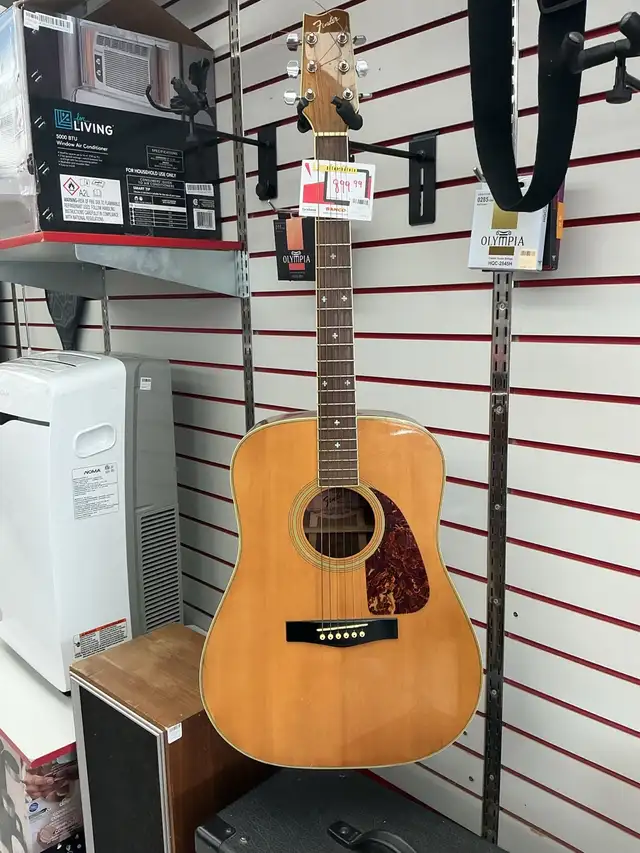 Guitare acoustique Fender en liquidation