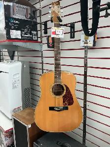 Guitare acoustique Fender en liquidation