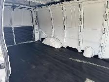 2023 Chevrolet Express 2500 - Photo 13