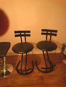LEATHER BAR STOOLS EN CUIRE  COMME MEUF  LIKE NEW  $75 - $125 - Photo 8