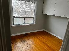 House for Rent Brampton Downtown Contact 6472994306 - Photo 3