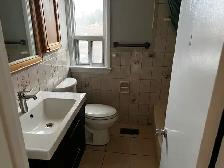 House for Rent Brampton Downtown Contact 6472994306 - Photo 10