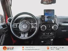 2016 Jeep Wrangler Unlimited Sahara LEATHER SEATS SUNROOF REMOTE - Photo 11