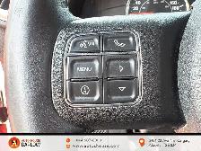 2016 Jeep Wrangler Unlimited Sahara LEATHER SEATS SUNROOF REMOTE - Photo 13