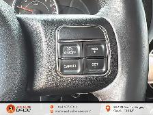 2016 Jeep Wrangler Unlimited Sahara LEATHER SEATS SUNROOF REMOTE - Photo 14