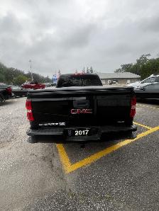 2017 GMC Sierra 1500 SLE ELEVATION Z71 4X4 -5.3LTR V8-CERTIFIED - Photo 7