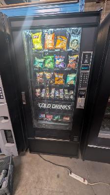 Vending Machines for Sale - Photo 6