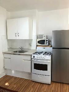 Core downtown Toronto, $1,575 per month, available September 1. - Photo 3