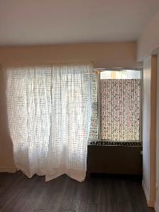 STUDIO APT Lease Transfer 3440 Rue Durocher DT ! Sep until Feb! - Photo 2