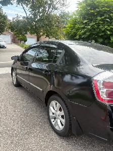 2010 Nissan Sentra - Photo 3