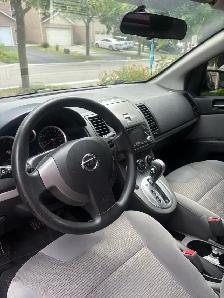 2010 Nissan Sentra - Photo 4