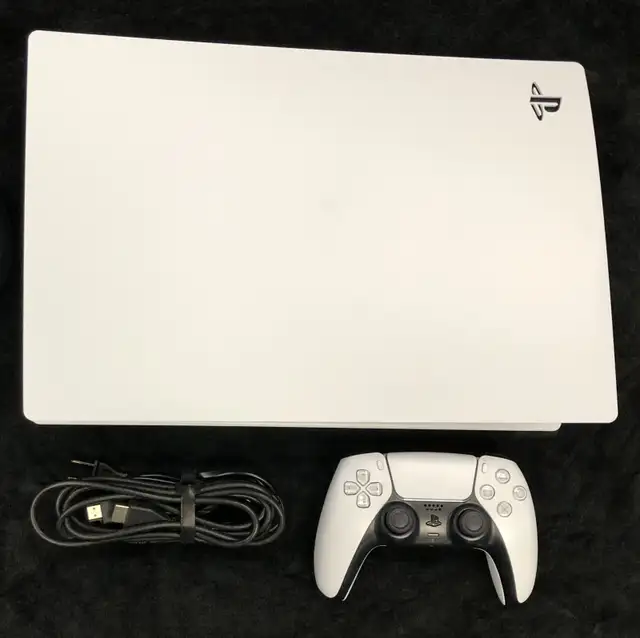 Sony PlayStation 5 Console Disc Edition 1TB   WARRANTY $469