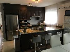 4 1/2 À LAVAL TRÈS TRANQUILLE AVEC ASCENSEUR!
