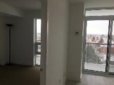 One-Bedroom Luxurious Yorkdale 9th Floor Unfurnished Condo - Photo 9