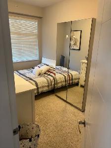 newer 2 bed 1 bath spacious appartment ,park  ,Port Coquitla - Photo 4