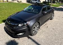 2011 Kia Optima EX safetied low km moonroof