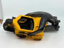 DEWALT DCS577 60V MAX FLEXVOLT 7-1/4' Circular Saw - $219 - Photo 3