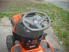 TRACTEUR À GAZON - Photo 7