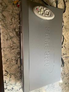Samsung Progressive-Scan DVD Player