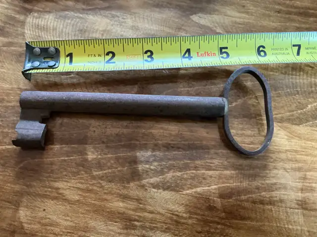 Antique Cast Iron Skeleton Large Gate Key !