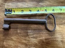 Antique Cast Iron Skeleton Large Gate Key !
