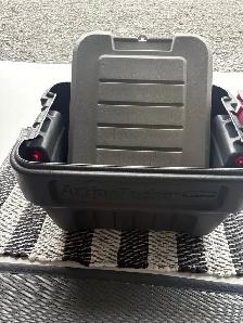 Rubbermade Lockable Container