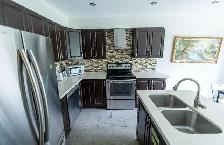 A beautiful master bedroom/parking near UTM for rent - Photo 6