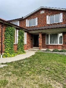 Dixie Road/ Eglinton Ave separated entrance 2 bedrooms basement