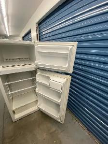 KENMORE TOP FREEZER FRIDGE - Photo 6