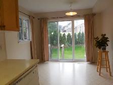 (Move-in) Beautiful 3-Bedroom Townhouse for rent in Kanata Lakes - Photo 8