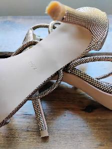 Steve Madden bronze heels for sale - Photo 6