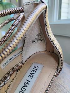 Steve Madden bronze heels for sale - Photo 7