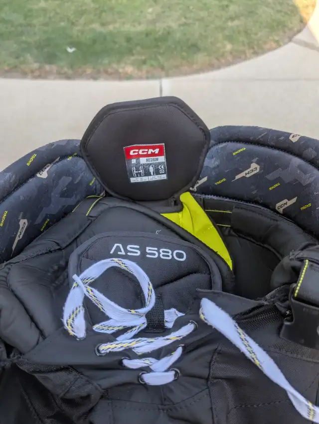 CCM AS580 Hockey Pants