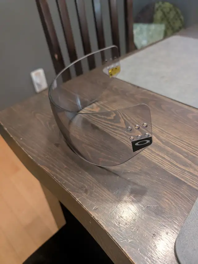 Oakley half Shield