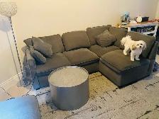 Sectional Couch with pull out couch - Photo 2