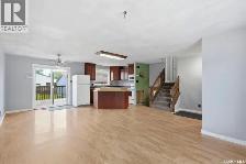 483 Wakabayashi Crescent - Photo 2